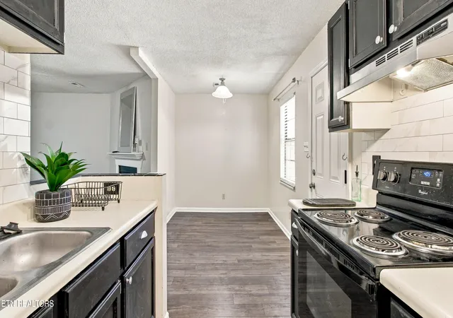 Photo 3 of Single family home for sale at 9029 Fountain Brk Ln #1, Knoxville, TN 37923 | MLS# 1357652 | Listing updated on 2026-10-30