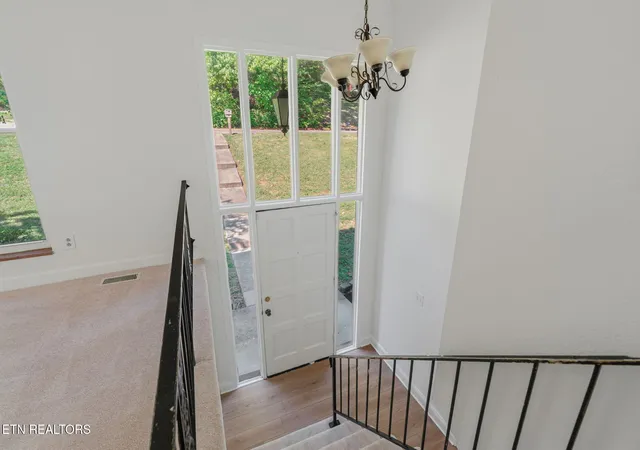 Photo 1 of Single family home for sale at 7104 Westavia Dr, Knoxville, TN 37909 | MLS# 1357583 | Listing updated on 2026-10-27