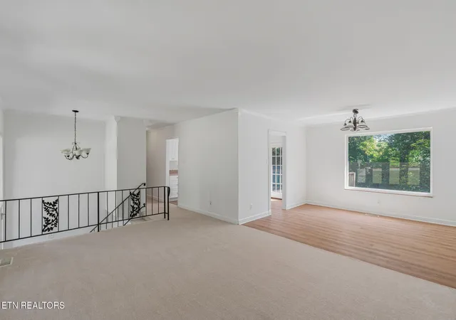 Photo 4 of Single family home for sale at 7104 Westavia Dr, Knoxville, TN 37909 | MLS# 1357583 | Listing updated on 2026-10-27