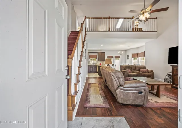 Listing Photo 3 - Condo for sale in building located at 6250 Patel Wy, Knoxville, TN 37909