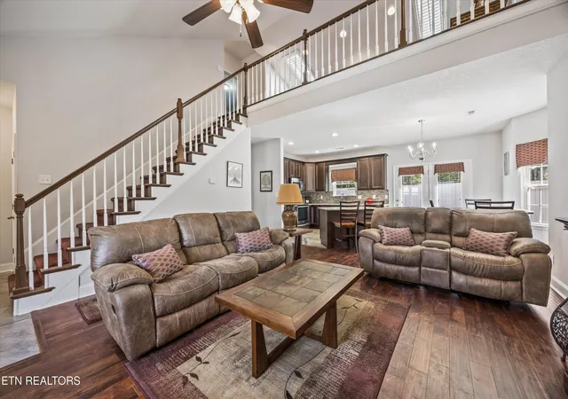 Listing Photo 5 - Condo for sale in building located at 6250 Patel Wy, Knoxville, TN 37909