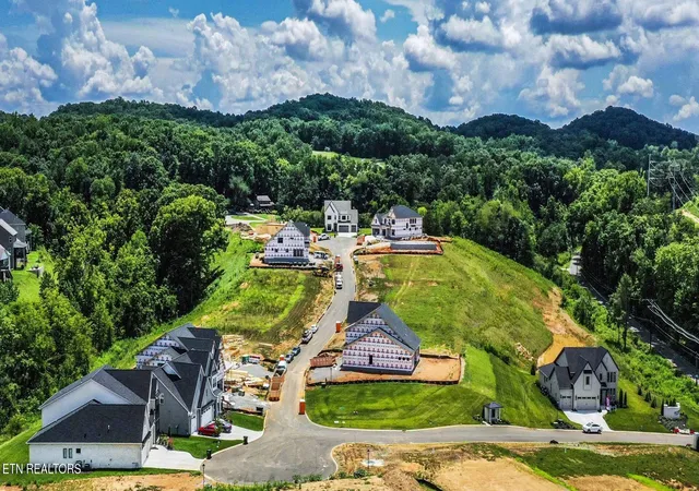 Photo 2 of Single family home for sale at Lot 20 Silver Cedar Ln, Knoxville, TN 37932 | MLS# 1360039 | Listing updated on 2026-10-25