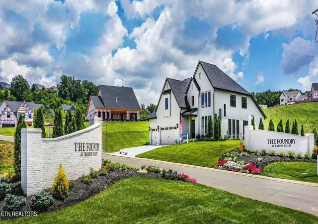 Photo 3 of Single family home for sale at Lot 20 Silver Cedar Ln, Knoxville, TN 37932 | MLS# 1360039 | Listing updated on 2026-10-25