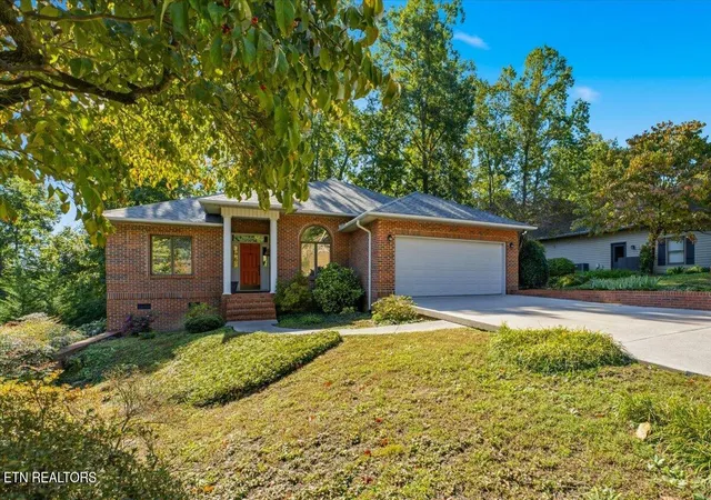 Photo 1 of Sale Pending at 440 Tigitsi Cir, Loudon, TN 37774 | MLS# 1358730 | Listing updated on 2026-10-28