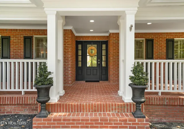 Photo 3 of Single family home for sale at 1734 Redgrave Rd, Knoxville, TN 37922 | MLS# 1359872 | Listing updated on 2026-10-28