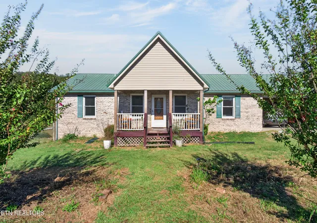 Photo 4 of Single family home for sale at 864 Coles Chapel Rd, Sparta, TN 38583 | MLS# 1358572 | Listing updated on 2026-10-13