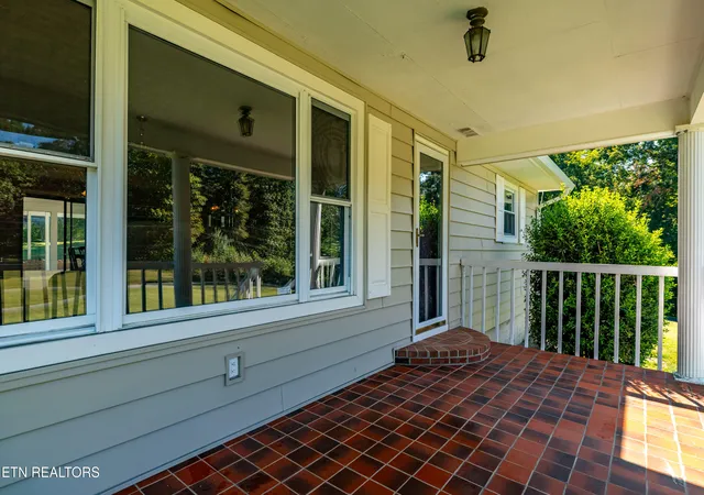 Photo 1 of Single family home for sale at 807 Adkins Rd, Philadelphia, TN 37846 | MLS# 1358641 | Listing updated on 2026-10-21
