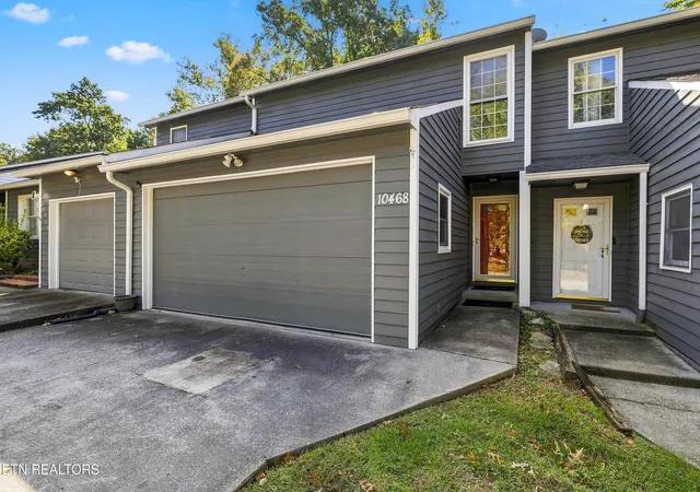 Photo 1 of Single family home for sale at 10468 Laura Lee Ln, Knoxville, TN 37922 | MLS# 1358770 | Listing updated on 2026-10-29