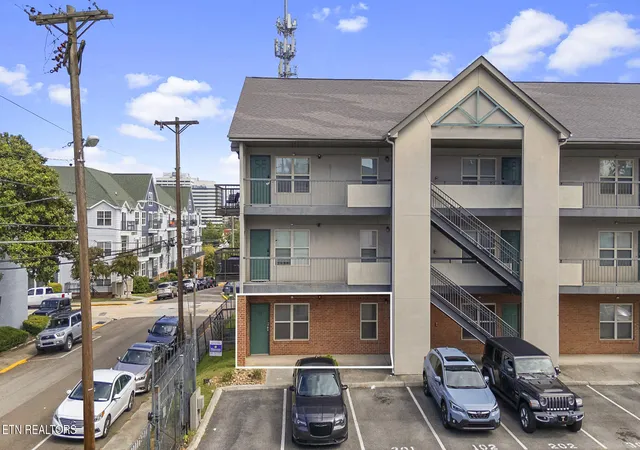 Photo 1 of Condo for sale at 1201 Laurel Ave #101, Knoxville, TN 37916 | MLS# 1358725 | Listing updated on 2026-10-15
