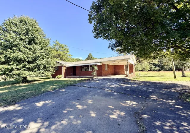Photo 2 of Single family home for sale at 6335 Highway 411, Madisonville, TN 37354 | MLS# 1359263 | Listing updated on 2026-10-30