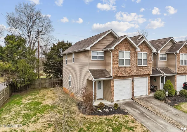 Photo 1 of Sale Pending at 1003 Woullard Way #1, Sevierville, TN 37876 | MLS# 1359078 | Listing updated on 2026-10-19