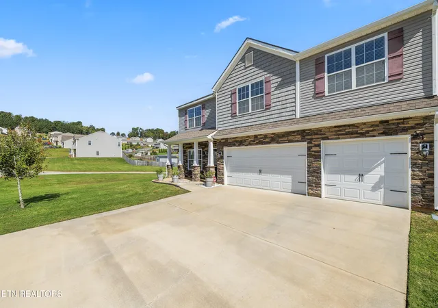 Photo 1 of Single family home for sale at 3051 Sagegrass Dr, Louisville, TN 37777 | MLS# 1359648 | Listing updated on 2026-10-22