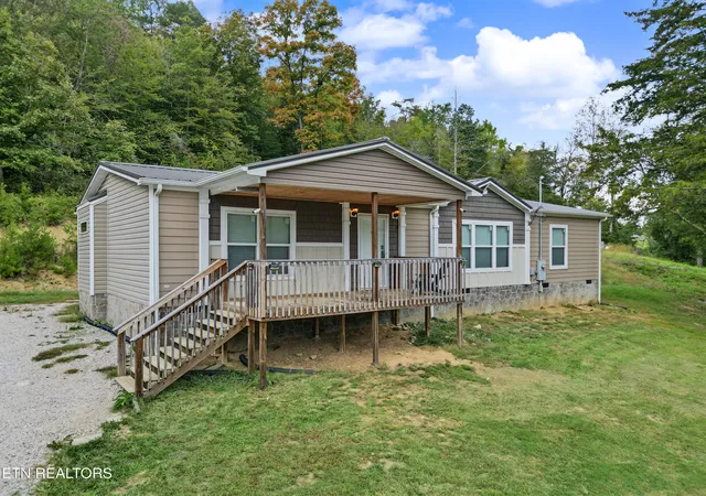 Photo 2 of Single family home for sale at 771 Archer Rd, Luttrell, TN 37779 | MLS# 1359043 | Listing updated on 2026-10-18