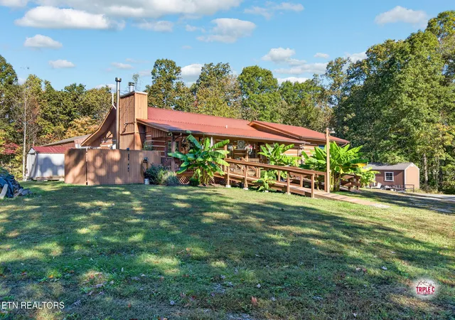 Photo 1 of Single family home for sale at 329 B Armstrong Ln, Monterey, TN 38574 | MLS# 1359424 | Listing updated on 2026-10-26