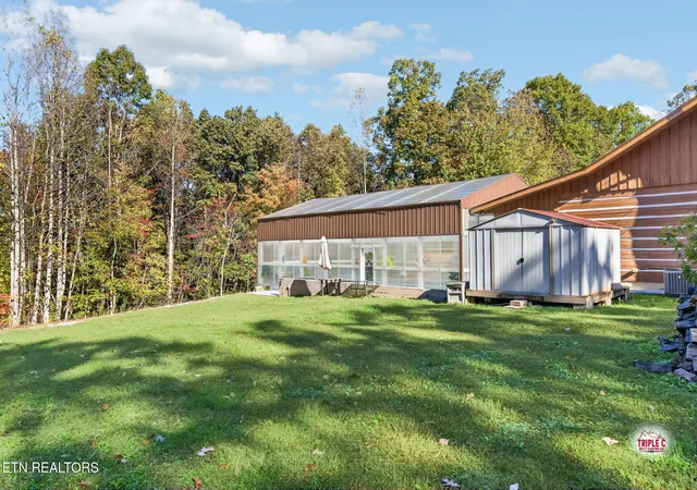 Photo 3 of Single family home for sale at 329 B Armstrong Ln, Monterey, TN 38574 | MLS# 1359424 | Listing updated on 2026-10-26