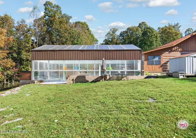 Photo 4 of Single family home for sale at 329 B Armstrong Ln, Monterey, TN 38574 | MLS# 1359424 | Listing updated on 2026-10-26