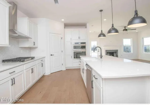Photo 3 of Single family home for sale at 372 Ivey Farms Rd, Farragut, TN 37934 | MLS# 1359138 | Listing updated on 2026-10-29