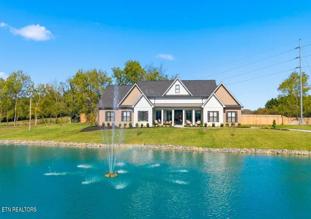 Photo 3 of Single family home for sale at 2627 Tuckaleechee Pike, Maryville, TN 37803 | MLS# 1359291 | Listing updated on 2026-10-30