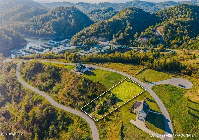 Photo 2 of Land for sale at Lot 25 Windward Blvd, Tazewell, TN 37879 | MLS# 1359059 | Listing updated on 2026-10-16