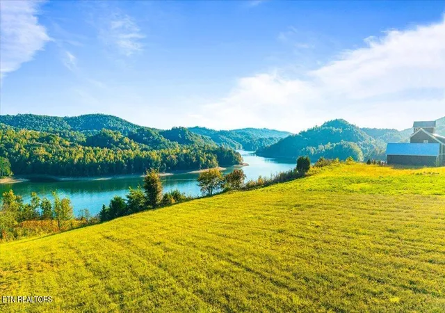 Photo 4 of Land for sale at Lot 25 Windward Blvd, Tazewell, TN 37879 | MLS# 1359059 | Listing updated on 2026-10-16