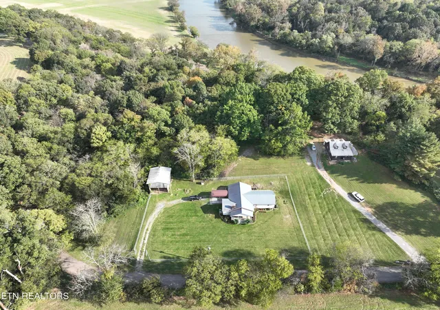 Photo 2 of Single family home for sale at 1250 River Rd, Morristown, TN 37813 | MLS# 1359158 | Listing updated on 2026-10-18