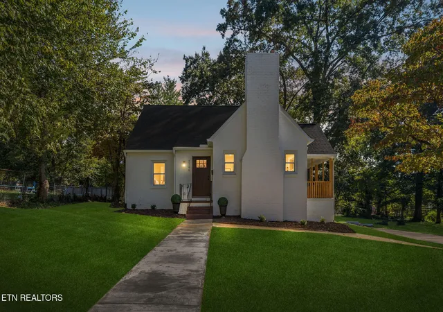 Photo 1 of Single family home for sale at 2746 Linden Ave, Knoxville, TN 37914 | MLS# 1359224 | Listing updated on 2026-10-27