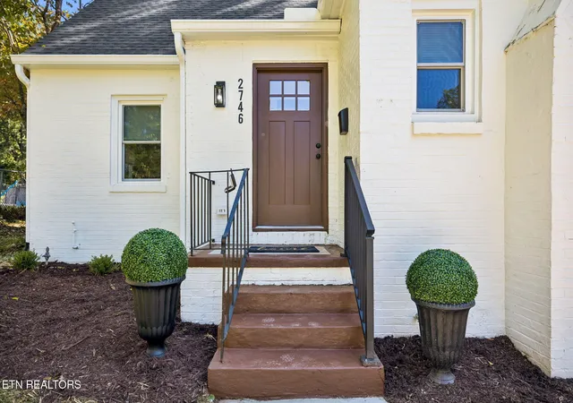 Photo 3 of Single family home for sale at 2746 Linden Ave, Knoxville, TN 37914 | MLS# 1359224 | Listing updated on 2026-10-27