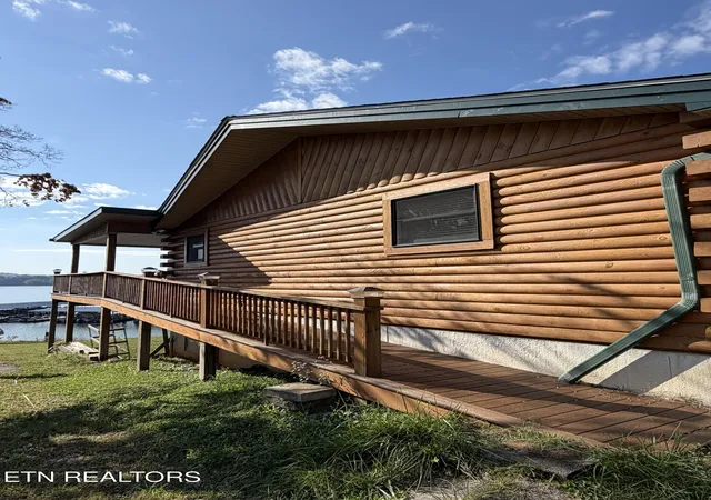 Photo 2 of Single family home for sale at 1394 Wani Village Rd, Rutledge, TN 37861 | MLS# 1359739 | Listing updated on 2026-10-22