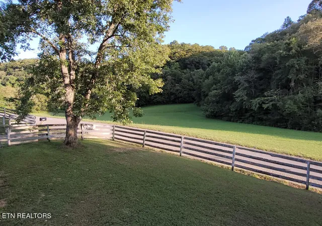 Photo 3 of Single family home for sale at 3381 Upper Caney Valley Rd, Tazewell, TN 37879 | MLS# 1359381 | Listing updated on 2026-10-28