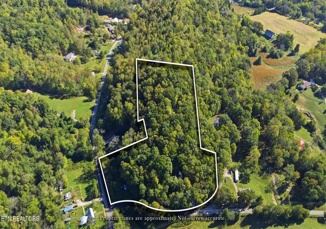 Photo 4 of Single family home for sale at 115 Suddath Rd, Harriman, TN 37748 | MLS# 1359384 | Listing updated on 2026-10-30