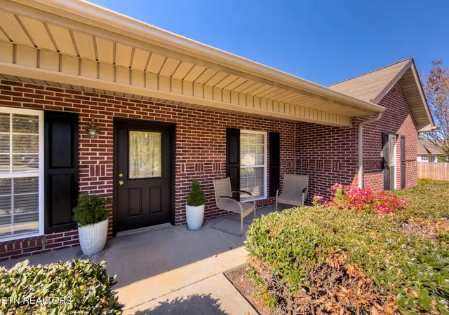 Photo 1 of Single family home for sale at 2809 Mayfly Way, Maryville, TN 37803 | MLS# 1360234 | Listing updated on 2026-10-27