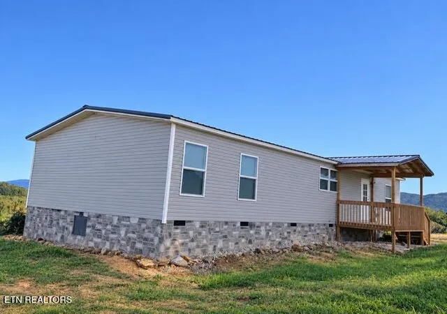 Photo 2 of Single family home for sale at 8274 Cedar Crk Rd, Greeneville, TN 37743 | MLS# 1359422 | Listing updated on 2026-10-20