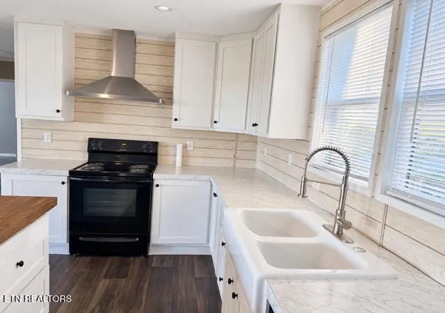 Photo 3 of Single family home for sale at 8274 Cedar Crk Rd, Greeneville, TN 37743 | MLS# 1359422 | Listing updated on 2026-10-20