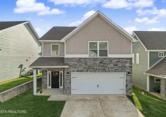 Photo 1 of Single family home for sale at 7810 Train Sta Way, Knoxville, TN 37931 | MLS# 1359789 | Listing updated on 2026-10-28