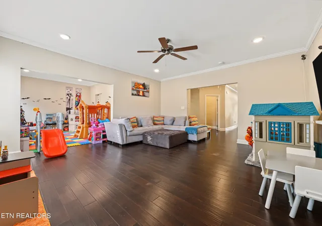 Photo 3 of Single family home for sale at 7810 Train Sta Way, Knoxville, TN 37931 | MLS# 1359789 | Listing updated on 2026-10-28
