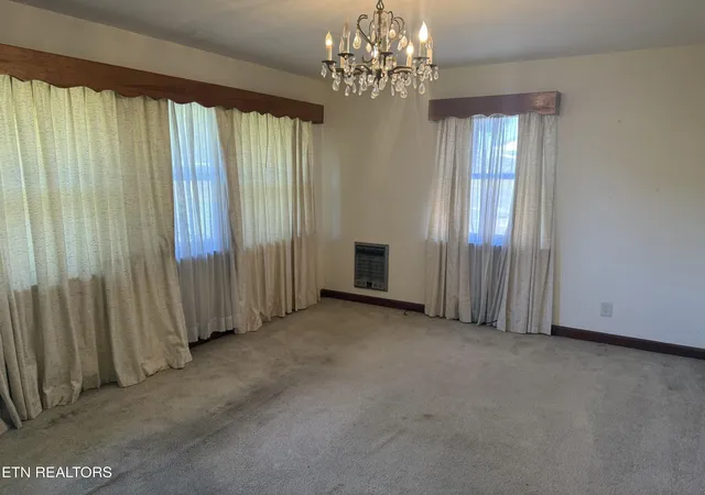 Photo 4 of Single family home for sale at 1508 Willow St, Morristown, TN 37814 | MLS# 1359672 | Listing updated on 2026-10-22