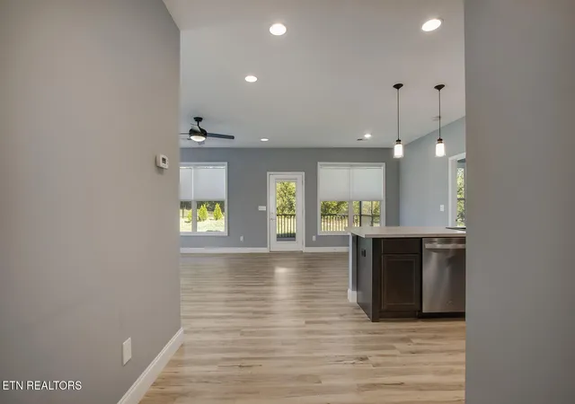 Photo 3 of Sale Pending at 211 Ogana Ln, Loudon, TN 37774 | MLS# 1359860 | Listing updated on 2026-10-29