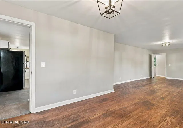 Photo 3 of Sale Pending at 1238 E Moody Ave, Knoxville, TN 37920 | MLS# 1359595 | Listing updated on 2026-10-26