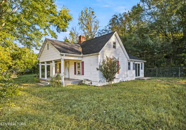 Photo 1 of Single family home for sale at 2468 Hartford Rd, Cosby, TN 37722 | MLS# 1360103 | Listing updated on 2026-10-26