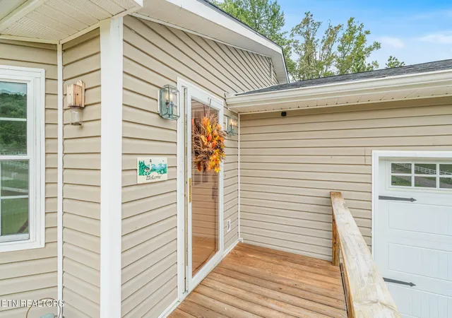Photo 3 of Single family home for sale at 103 Browder Dr, Kingston, TN 37763 | MLS# 1359758 | Listing updated on 2026-10-29