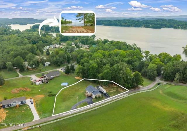 Single family home for sale at 103 Browder Dr, Kingston, TN 37763 | MLS# 1359758