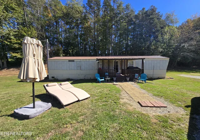 Photo 1 of Single family home for sale at 106 Ely Ln, Cumberland Gap, TN 37724 | MLS# 1359628 | Listing updated on 2026-10-21