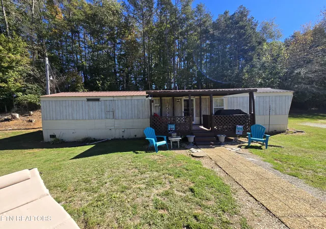 Photo 2 of Single family home for sale at 106 Ely Ln, Cumberland Gap, TN 37724 | MLS# 1359628 | Listing updated on 2026-10-21