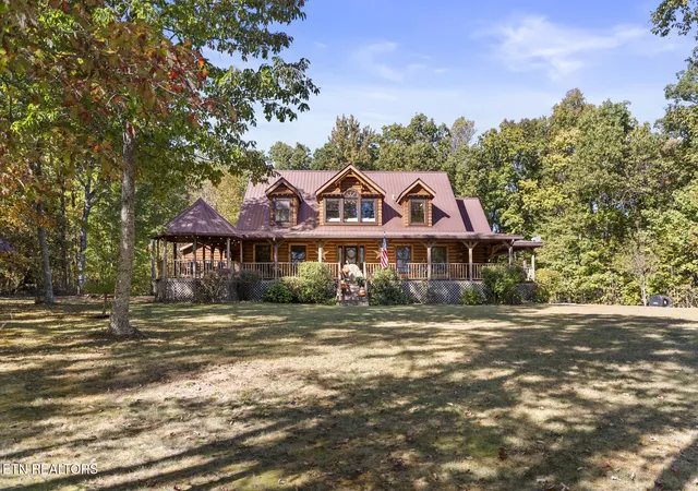 Photo 2 of Sale Pending at 545 Dripping Springs Rd, Monterey, TN 38574 | MLS# 1359779 | Listing updated on 2026-10-29