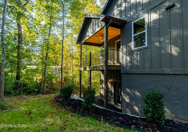 Photo 3 of Single family home for sale at 1129 Chris Wood Dr, Seymour, TN 37865 | MLS# 1359913 | Listing updated on 2026-10-29