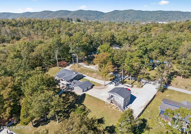 Photo 2 of Single family home for sale at 496 Shawnee Dr, Jacksboro, TN 37757 | MLS# 1359818 | Listing updated on 2026-10-25