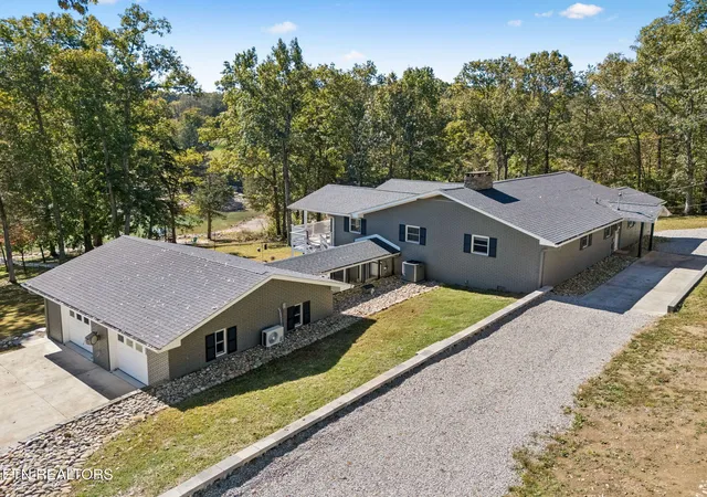 Photo 3 of Single family home for sale at 496 Shawnee Dr, Jacksboro, TN 37757 | MLS# 1359818 | Listing updated on 2026-10-25