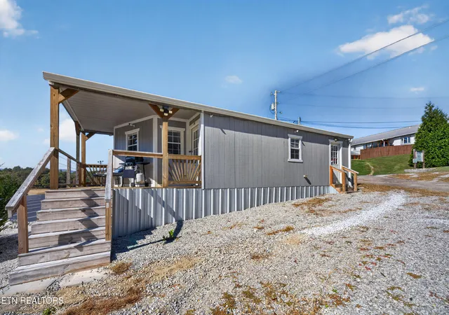 Photo 3 of Single family home for sale at 758 Indian River Boat Dock Rd, Jacksboro, TN 37757 | MLS# 1359825 | Listing updated on 2026-10-25