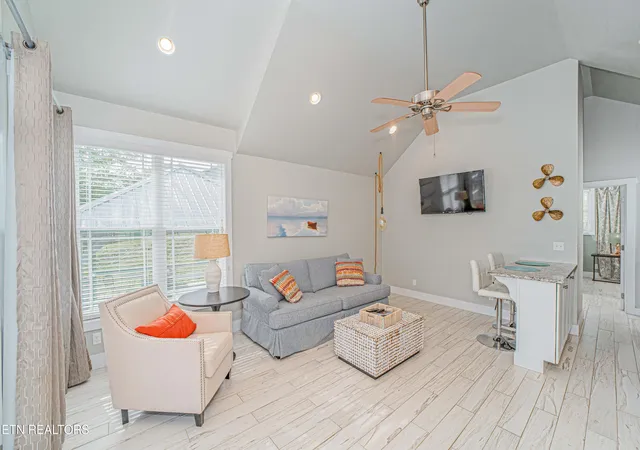 Photo 2 of Single family home for sale at 739 Indian River Boat Dock Rd, Jacksboro, TN 37757 | MLS# 1359864 | Listing updated on 2026-10-24