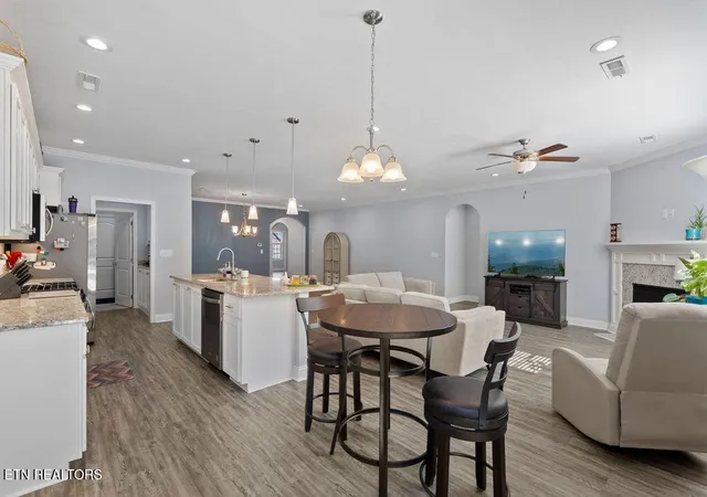 Photo 4 of Single family home for sale at 2250 Boulder Crst Ln, Sevierville, TN 37876 | MLS# 1359893 | Listing updated on 2026-10-23
